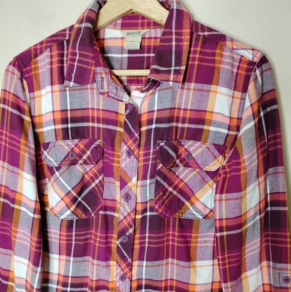 Duluth Trading Women’s Plaid Vented Flannel Shirt Outdoor Casual Hiking Size M - Picture 4 of 9